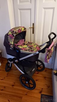 Kočárek Thule Urban Glide s výbavou - 13