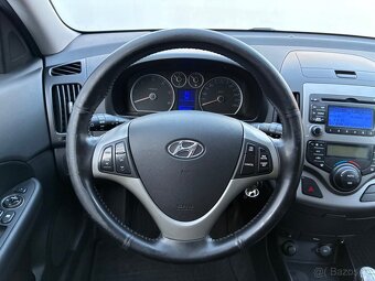 Hyundai i30, 1,6CRDi 85kW 2.maj. STK 09/2027 - 13
