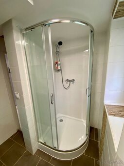 Stavebni pozemek 302 m2 s chatou u reky Svitavy - 13