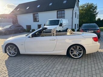 BMW řada 3 M-packet E93 330d cabrio - 13