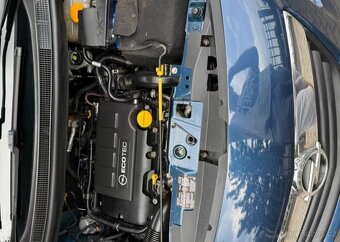 Opel Meriva 1,4i serviska, tempom Nová STK benzín - 13