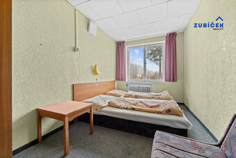 Prodej horského hotelu Bumbálka  - lokalita Makov Slovensko - 13