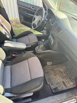 Volkswagen Golf - 13