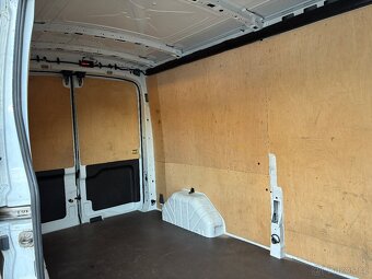Ford Transit 2.0 TDCi r.v.2022 AUTOMAT 96 kW ZATOPENÝ - 13