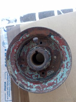 PAV 40 41 - blatník kyvka disk - 13