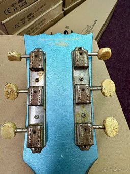 Elektrická kytara Vintage model 2026 - 13