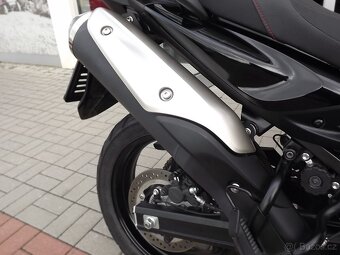 Suzuki DL 650 V-Strom - 13