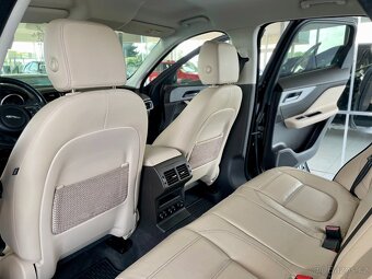 Jaguar F-Pace 20d AWD Prestige Kůže Navi R22 - 13