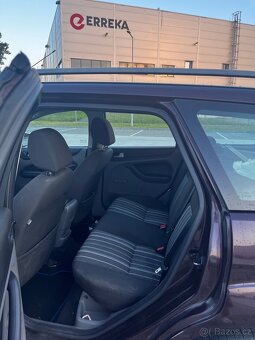 Ford Focus 1.8 TDCi - 13