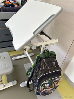 Sestava nábytku do dětského pokoje - 13