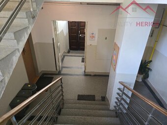 Pronájem bytu 2+1/B, cihla, 80 m2, centrum Chomutova - 13