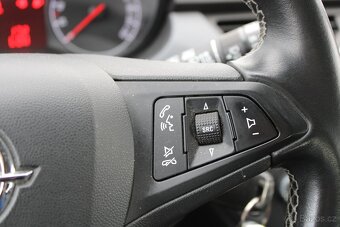 Opel Corsa 1,2i 52KW, 2.maj., ČR,serviska, r.v. 2017 - 13