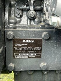 Kompaktní traktor Bobcat CT4058 - 13