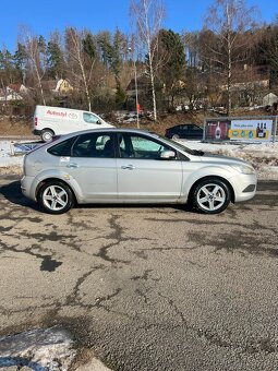 Prodám Ford Focus facelift,1.6 TDCi 80kw rok 2009, 259000km - 13