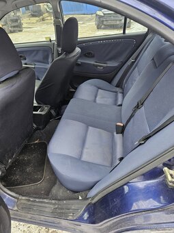 Mitsubishi Carisma 2003 - 13