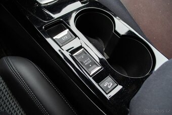 Peugeot 2008 1.2 PureTech 130 GT Pack EAT8 - 13