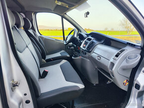 Renault Trafic Minibus - 13
