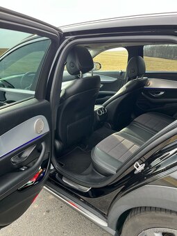 Mercedes Benz E220d - 13