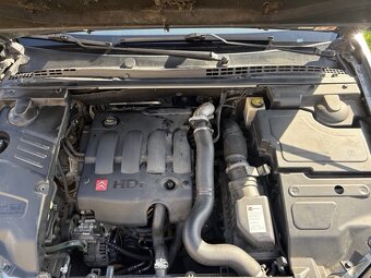 Citroën C5 2.0 HDI Break 121 332 km– Nová STK - 13