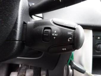 Peugeot 207 1,6 HDI - 13