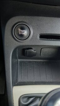 Renault captur 0,9 Tce , 66kw, benzín, R.v. 2018 - 13