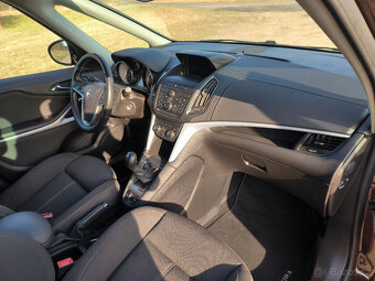 Opel Zafira C Tourer, 1.4 88KW, manuál,2016,tažné,101xxxkm - 13
