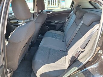 Alfa Romeo Giulietta 1.6 MJTd 77KW S.Kniha - 13