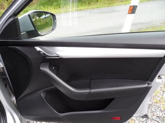 Škoda Octavia 1,6 Tdi 85 kw 1.Majitel,Aut klima,R.V 04/2018 - 13