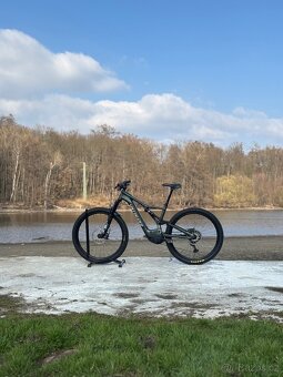 Specialized turbo levo comp 2021 2100km najeto - 13