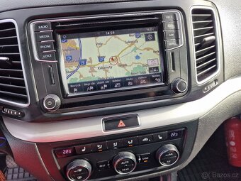 Volkswagen SHARAN 2,0TDI NAVIGACE TAŽNÉ 7MÍST - 13