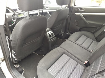 Škoda Octavia 2 Scout 2.0 tdi - 13