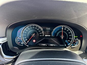 BMW G30, 530e, 2018 - 13