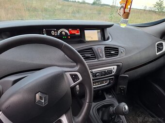 Renault Scenic 1.5DCI 81kw Grand 7mist Model 2012 - 13