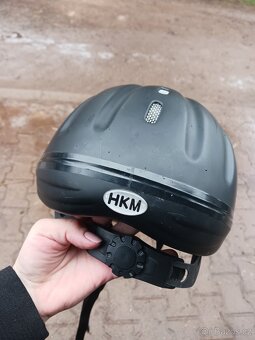 Jezdecké helmy - 13