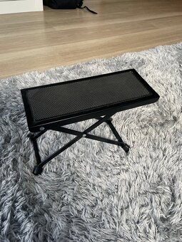 Akustická kytara Yamaha C40 - 13
