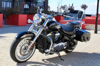 Kawasaki Vulcan VN 900 Classic Special Edition - 13