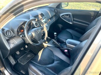 Toyota RAV4, 2.2 2AD 110kW 4x4 - 13