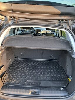 Peugeot 2008 11/2018,benzin 130 koní, 58 tkm,udržovaný - 13
