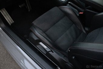 Volkswagen Golf 2.0 TSI GTI, 173kW (2011) - 13