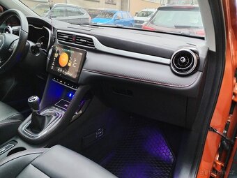 PRODÁM MG ZS 1,0 TGI TOP - 13