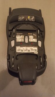 Stokke Xplory 3v1 + iZi základna (Deep Blue) - 13