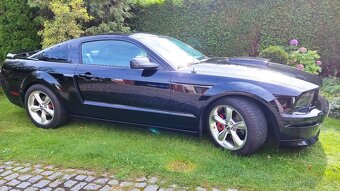 Ford Mustang GT California 2007 V8 4,6l manuál TOP ZVUK - 13