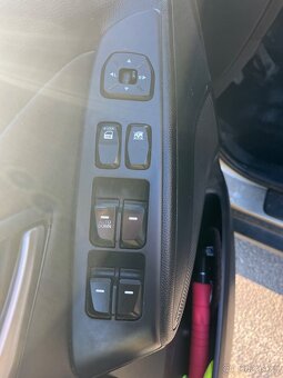 Prodám Hyundai IX35 1.6 GDI - 13