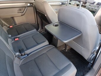 VW Touran Comfortline 1.6 TDI 77kW Webasto 7-míst Tažné - 13