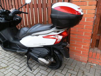 Kymco Downtown 300i - 13