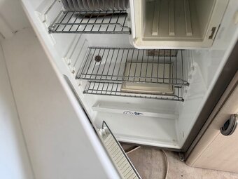 Obytný přívěs Karavan - 13