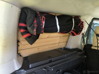 Land Rover Discovery 3 HSE + camp úprava - 13