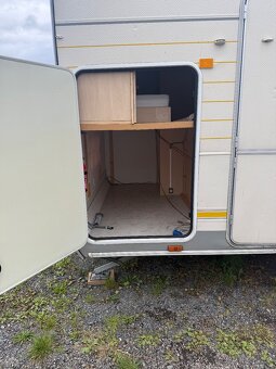 Karavan Sterckemann 490 , veliká garáž - 13
