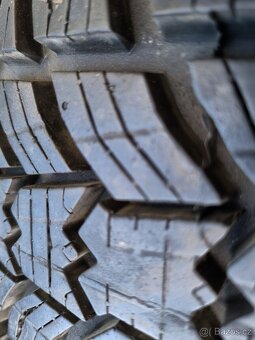 Kola ZIMNÍ Škoda Octavia 4 Golf 7 205/60 R16 5X112 ET46 - 13