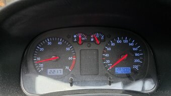 Volkswagen Golf 1,4 - 13